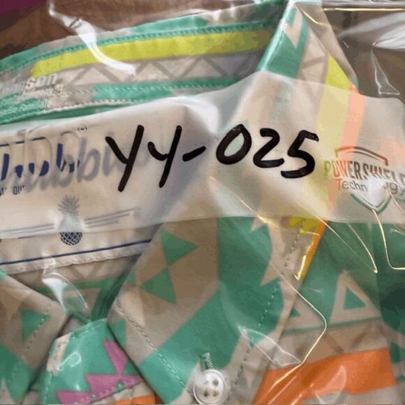 Chubbies Men's High Low Hem Aztec Print Short Sleeve Polo Shirt Multicolor Large - Picture 7 of 7